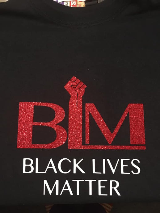 BLACK LIVES MATTER TSHIRT